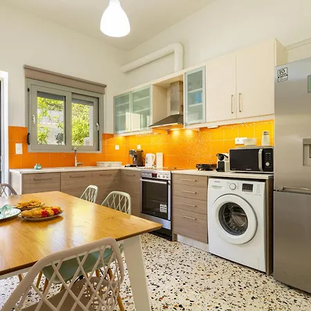 Golden Key Apartment *